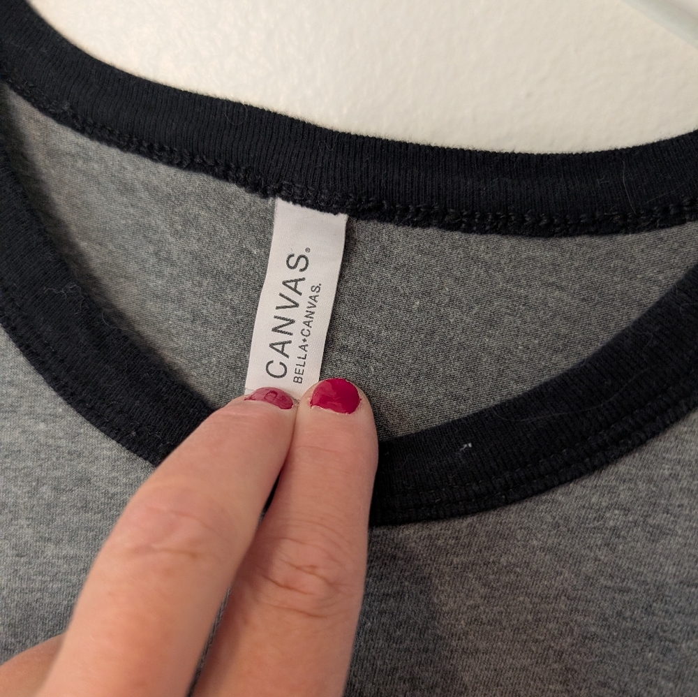Tee - Picture 5 of 5